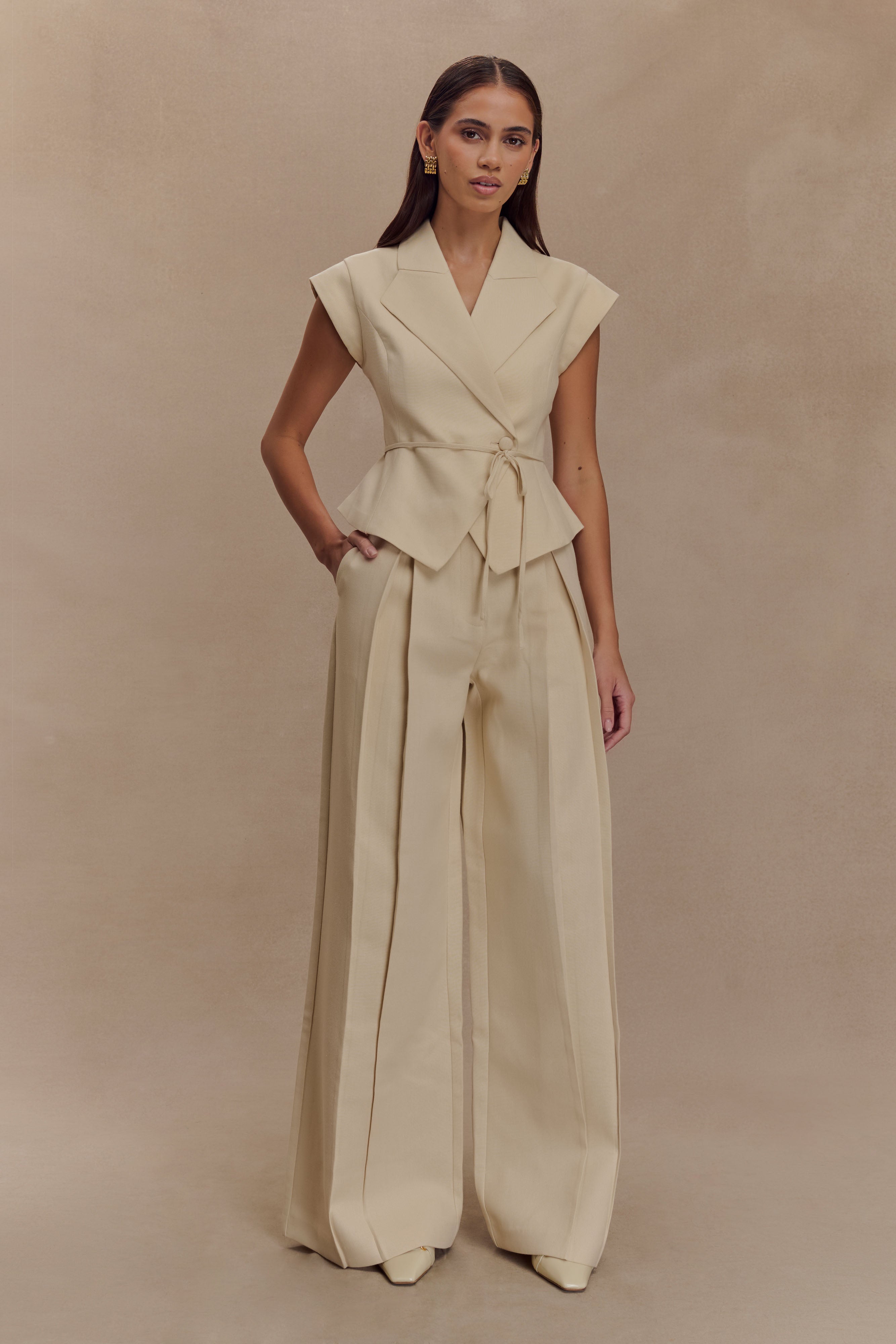 Raya Linen Sleeve Top